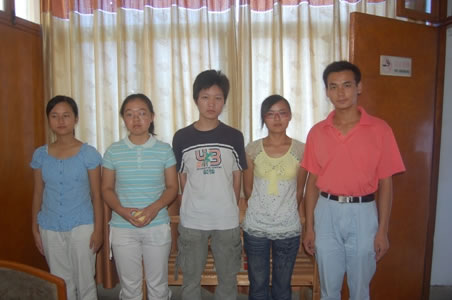 a photo of Shuming gao and Limin Yan